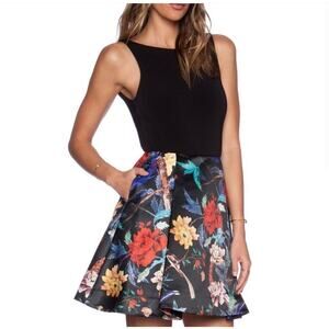 Alice + Olivia Amabel Black Floral Birdes Box Pleat Dress Size 8